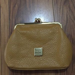 Dooney & Bourke clutch wallet